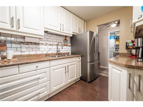 105-6 Niagara Street, Grimsby, ON - Indoor Photo Showing Kitchen With Double Sink