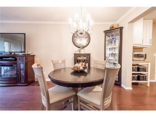 105-6 Niagara Street, Grimsby, ON - Indoor Photo Showing Dining Room