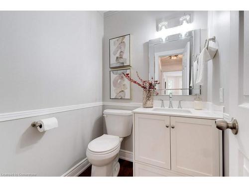 2182 Maplewood Drive, Burlington, ON - Indoor Photo Showing Bathroom