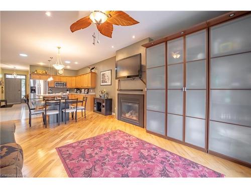 38 Aaron Trail, Welland, ON - Indoor Photo Showing Living Room With Fireplace