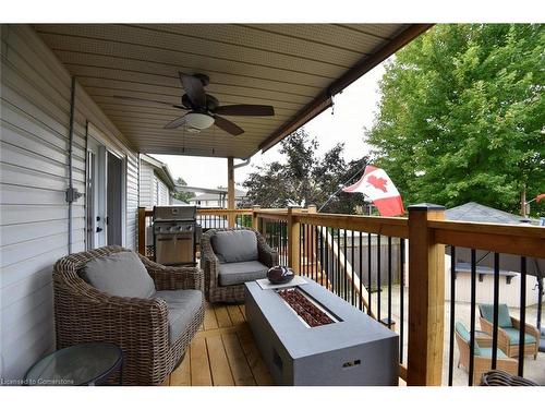 4491 Connell Avenue, Niagara Falls, ON - Outdoor With Deck Patio Veranda With Exterior