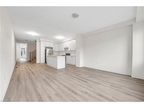 19 Lidstone Street, Cambridge, ON - Indoor Photo Showing Kitchen