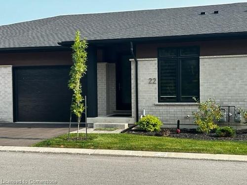 22-300 Richmond Street, Thorold, ON - Outdoor