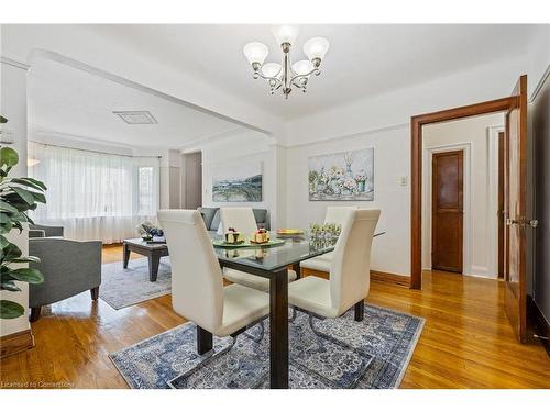 24 Thorndale Street N, Hamilton, ON - Indoor Photo Showing Dining Room