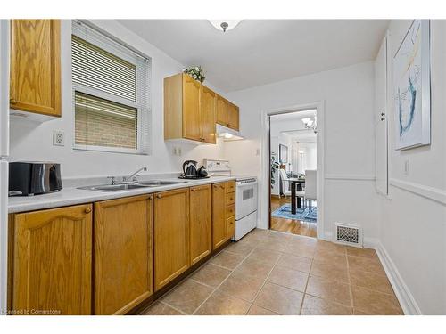 24 Thorndale Street N, Hamilton, ON - Indoor Photo Showing Kitchen With Double Sink