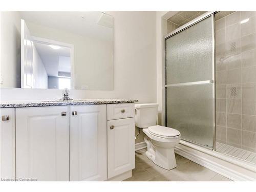 320-150 Oak Park Boulevard, Oakville, ON - Indoor Photo Showing Bathroom