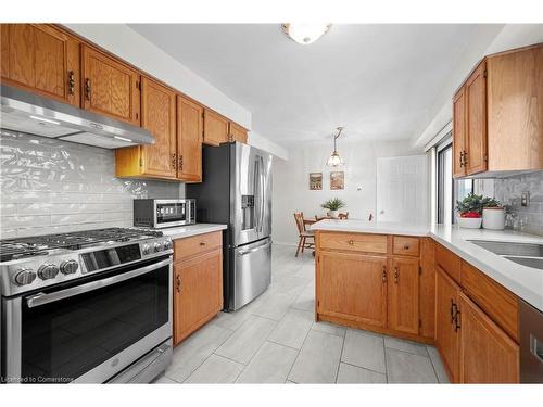 13 Pinellas Drive, Brampton, ON - Indoor Photo Showing Kitchen