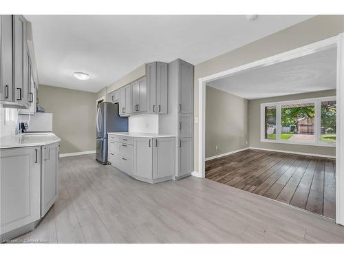 5 Atwood Crescent, Simcoe, ON - Indoor Photo Showing Kitchen