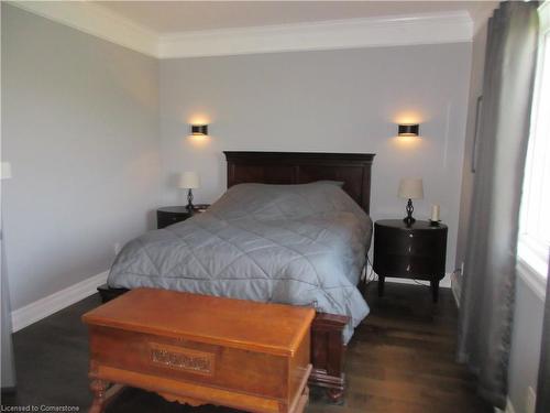 1163 Kohler Road, Cayuga, ON - Indoor Photo Showing Bedroom