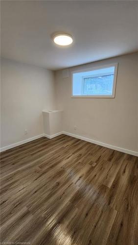 4-30 Stirton Street, Hamilton, ON - Indoor Photo Showing Other Room