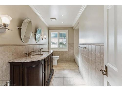 335 York Road, Burlington, ON - Indoor Photo Showing Bathroom