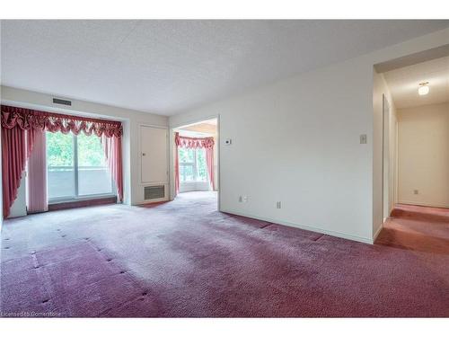 212-416 Limeridge Road E, Hamilton, ON - Indoor Photo Showing Other Room