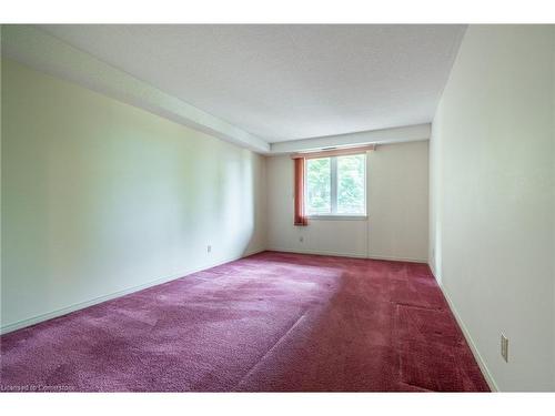 212-416 Limeridge Road E, Hamilton, ON - Indoor Photo Showing Other Room