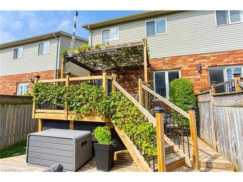 94 Benziger Lane, Stoney Creek, ON - Outdoor With Deck Patio Veranda With Exterior