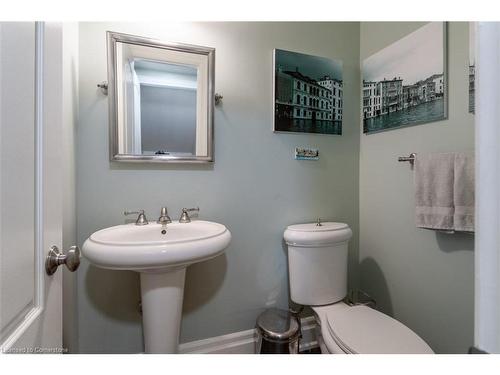 2185 Meadowland Drive, Oakville, ON - Indoor Photo Showing Bathroom