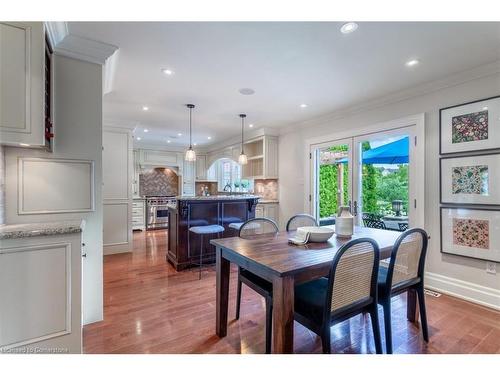 2185 Meadowland Drive, Oakville, ON - Indoor Photo Showing Dining Room