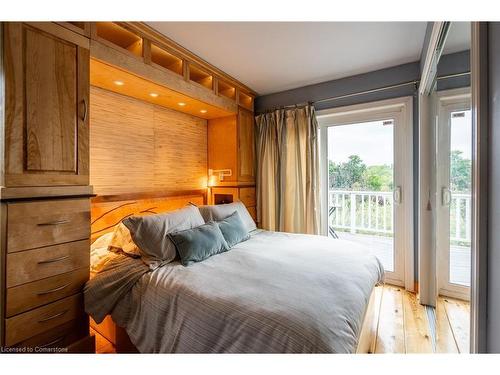 554 Baptist Church Road, Caledonia, ON - Indoor Photo Showing Bedroom