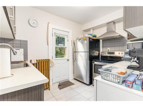 74 Kenilworth Avenue S, Hamilton, ON - Indoor Photo Showing Kitchen