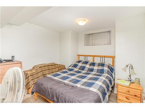 74 Kenilworth Avenue S, Hamilton, ON - Indoor Photo Showing Bedroom