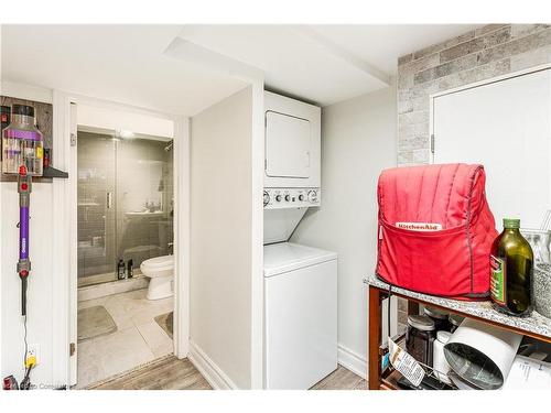 74 Kenilworth Avenue S, Hamilton, ON - Indoor Photo Showing Laundry Room