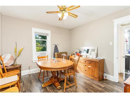 74 Kenilworth Avenue S, Hamilton, ON - Indoor Photo Showing Dining Room