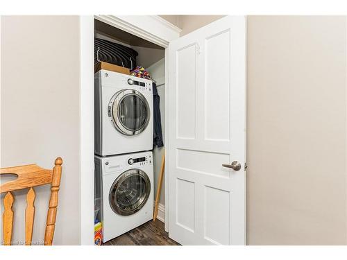 74 Kenilworth Avenue S, Hamilton, ON - Indoor Photo Showing Laundry Room