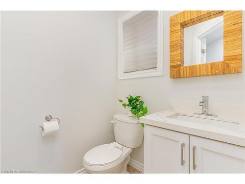 96 Stoneglen Way, Mount Hope, ON - Indoor Photo Showing Bathroom