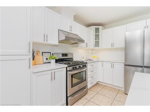 96 Stoneglen Way, Mount Hope, ON - Indoor Photo Showing Kitchen