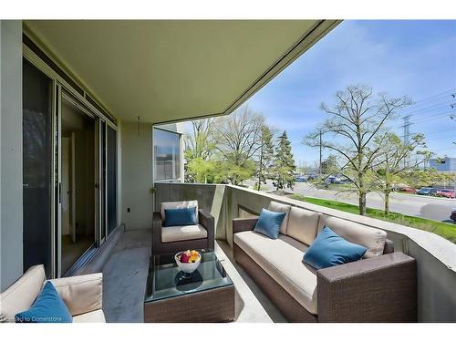 201-1237 North Shore Boulevard E, Burlington, ON - Outdoor With Balcony With Exterior