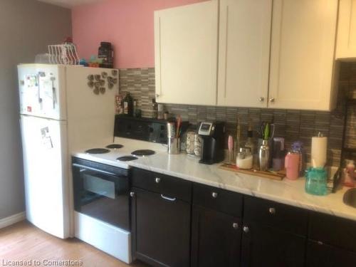 105 Smith Avenue, Hamilton, ON - Indoor Photo Showing Kitchen