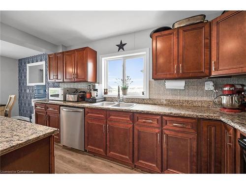 435 Highway 54 Road, Brantford, ON - Indoor Photo Showing Kitchen With Double Sink