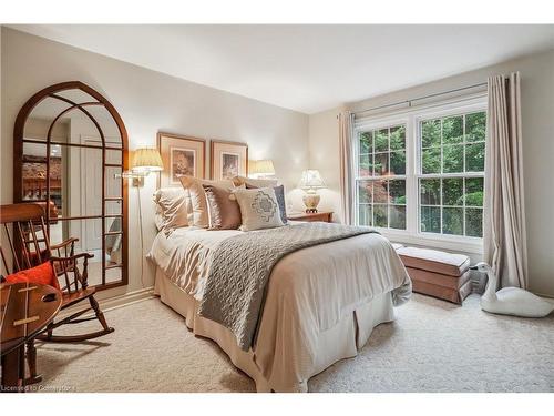 1926 Kerns Road, Burlington, ON - Indoor Photo Showing Bedroom