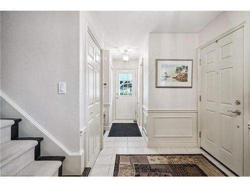 1926 Kerns Road, Burlington, ON - Indoor Photo Showing Other Room