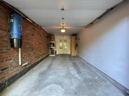 370 Queen Street S, Hamilton, ON - Indoor Photo Showing Garage