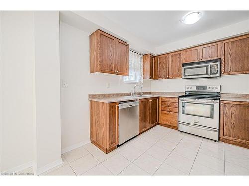 91 Powell Drive, Hamilton, ON - Indoor Photo Showing Kitchen