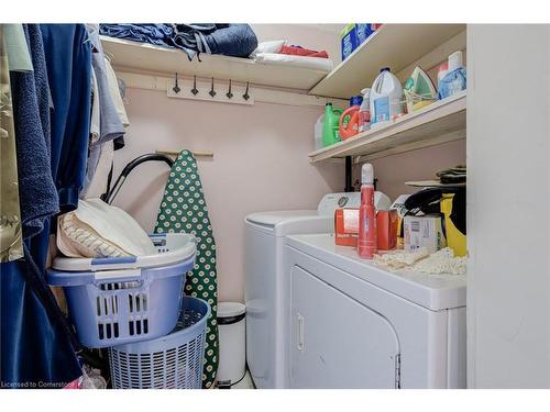 94 Sutherland Street W, Caledonia, ON - Indoor Photo Showing Laundry Room