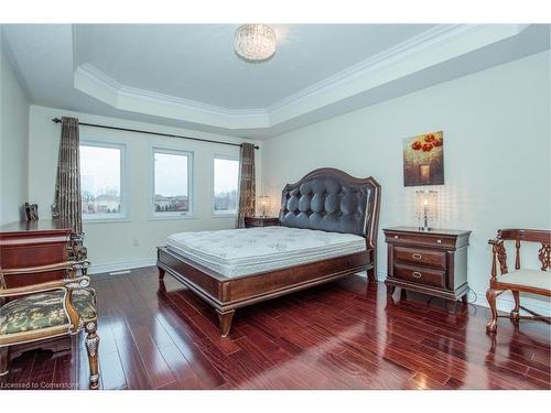 166 Alison Crescent, Oakville, ON - Indoor Photo Showing Bedroom