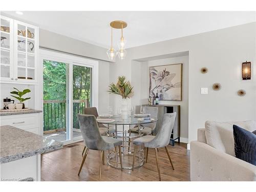 20 Geneva Drive, Hamilton, ON - Indoor Photo Showing Dining Room