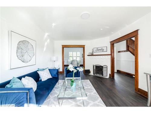 210 Maple Street, Welland, ON - Indoor Photo Showing Living Room With Fireplace