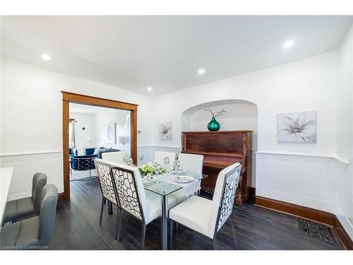 210 Maple Street, Welland, ON - Indoor Photo Showing Dining Room