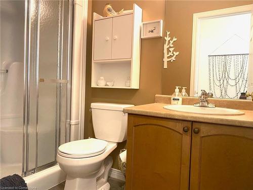 12 Silverspring Crescent, Hamilton, ON - Indoor Photo Showing Bathroom