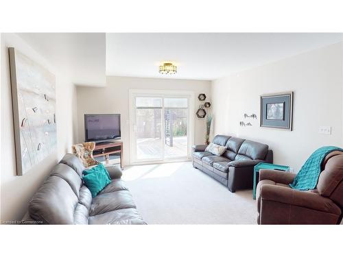 12 Silverspring Crescent, Hamilton, ON - Indoor Photo Showing Living Room