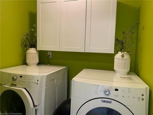 12 Silverspring Crescent, Hamilton, ON - Indoor Photo Showing Laundry Room