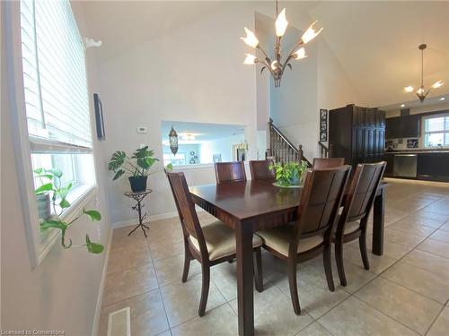 12 Silverspring Crescent, Hamilton, ON - Indoor Photo Showing Dining Room