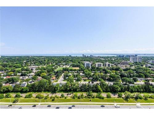 1009-2093 Fairview Street, Burlington, ON - Outdoor With View