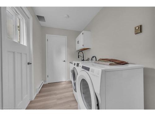 270 Erie Boulevard, Long Point, ON - Indoor Photo Showing Laundry Room