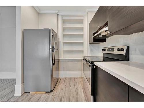 9-155 Bold Street, Hamilton, ON - Indoor Photo Showing Kitchen With Stainless Steel Kitchen