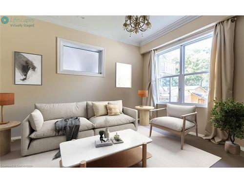 24 Carrick Avenue, Hamilton, ON - Indoor Photo Showing Living Room