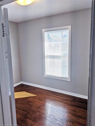 24 Carrick Avenue, Hamilton, ON - Indoor Photo Showing Other Room