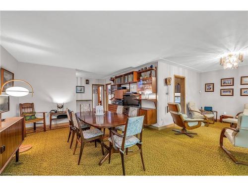 60 Maple Drive, Stoney Creek, ON - Indoor Photo Showing Dining Room